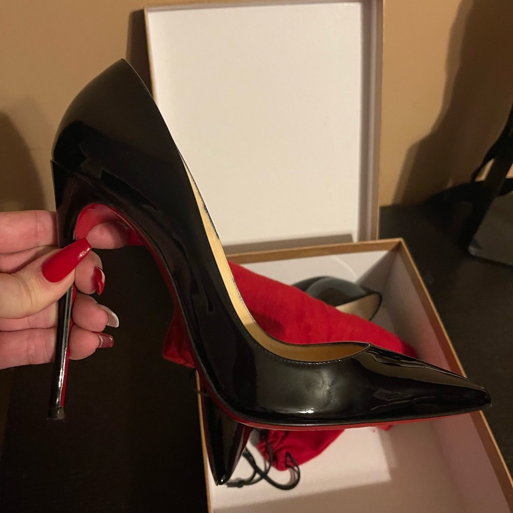 Christian Louboutin 39.5 So Kate